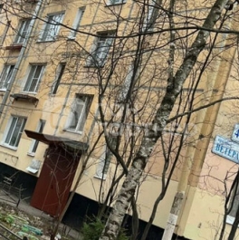 Продажа 4-комн квартиры на вторичном рынке Ветеранов пр-кт,  д. 44