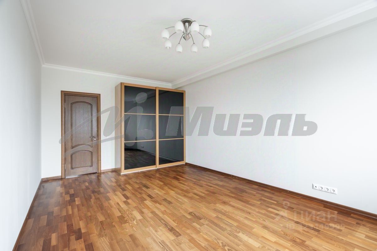 Продажа 4-комн квартиры на вторичном рынке Новочеремушкинская улица, 34к1