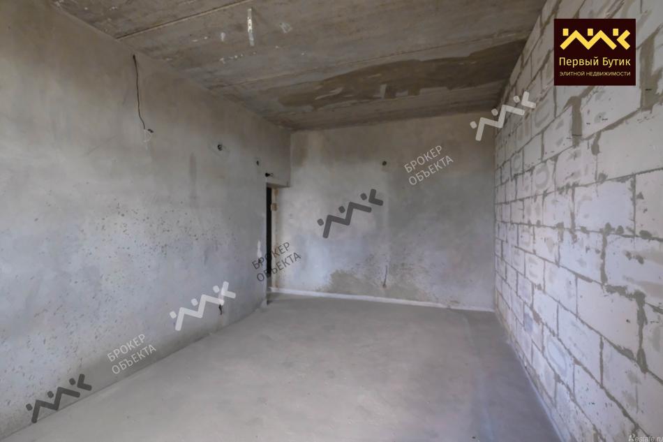 Продажа 4-комн квартиры на вторичном рынке Стрельна, Нагорная ул,  д. 23аА