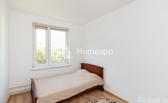 Продажа 2-комн квартиры на вторичном рынке улица Кулакова,  д. 6