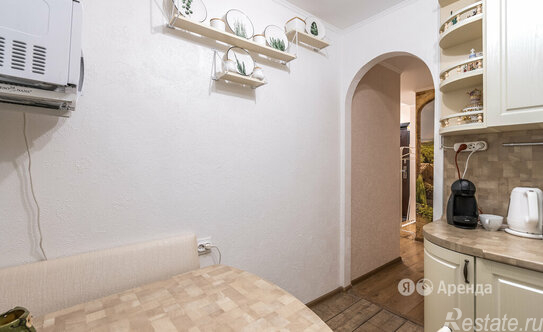 Аренда 2-комн квартиры на вторичном рынке Лосевская улица,  д. 6