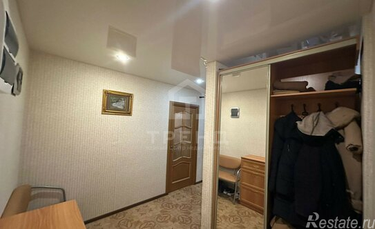 Продажа 1-комн квартиры на вторичном рынке Белоостровская улица,  д. 10 к2