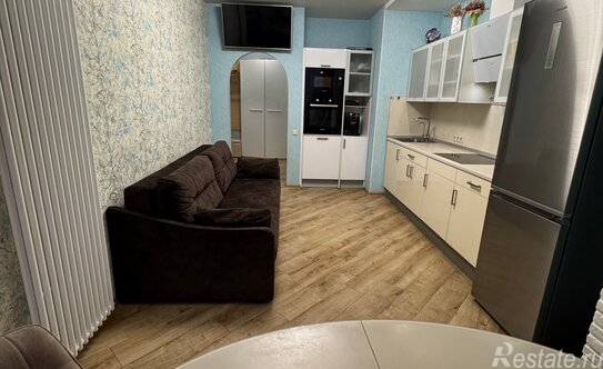 Продажа 1-комн квартиры на вторичном рынке Шуваловский пр-кт,  д. 37,  к. 1