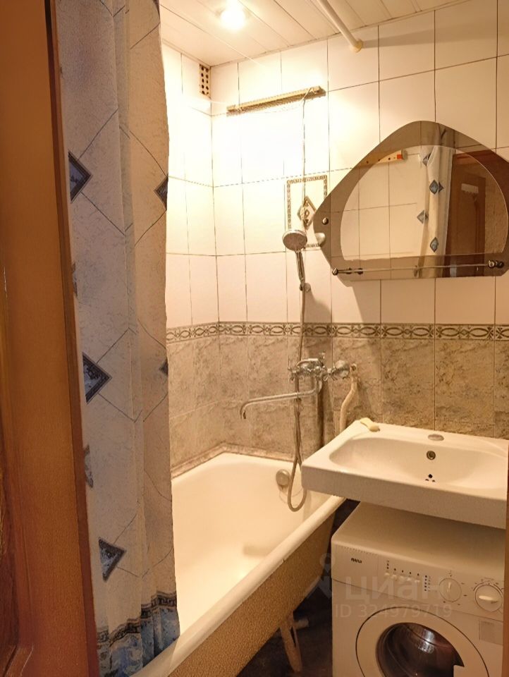 Продажа 2-комн квартиры на вторичном рынке Подольск, Ленинградская улица, 18а