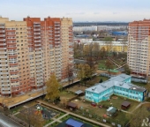 Продать Квартиры вторичка Детская, Школьная улица  1 