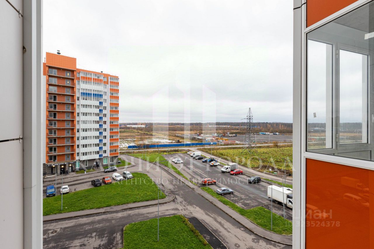 Продажа 1-комн квартиры на вторичном рынке пос. Янино-1, улица Заводская, 18к2