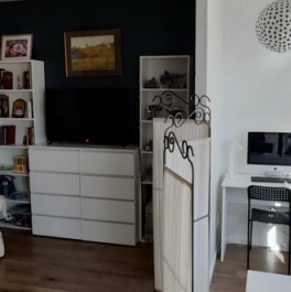 Продажа 1-комн квартиры на вторичном рынке Гатчина, б-р Авиаторов,  д. 3,  к. 3