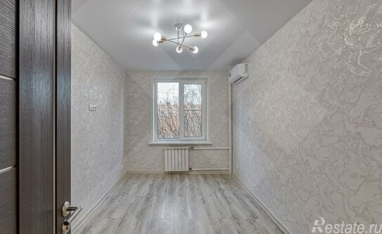 Продажа 2-комн квартиры на вторичном рынке улица Алексея Дикого,  д. 20