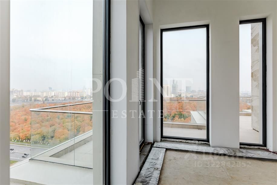 Продажа 6-комн квартиры на вторичном рынке Звенигородское шоссе, 11