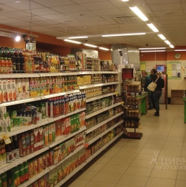 Продажа торгового помещения улица Серпуховский Вал,  д. 5