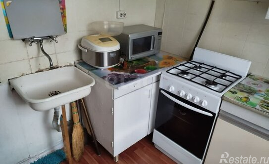 Продажа 2-комн квартиры на вторичном рынке Пограничника Гарькавого ул,  д. 34,  к. 3