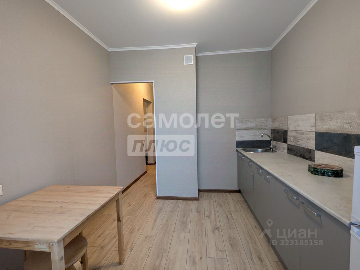 Продажа 1-комн квартиры на вторичном рынке Губернский мкр, улица Земская,  д. 13