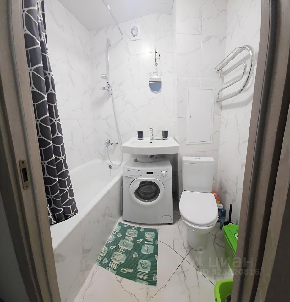 Аренда 1-комн квартиры на вторичном рынке Новоивановское пгт, улица Агрохимиков, 2