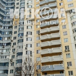 Продажа 4-комн квартиры на вторичном рынке улица Герасима Курина,  д. 26