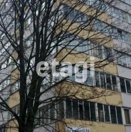 Продажа 1-комн квартиры на вторичном рынке улица Есенина,  д. 14 к2
