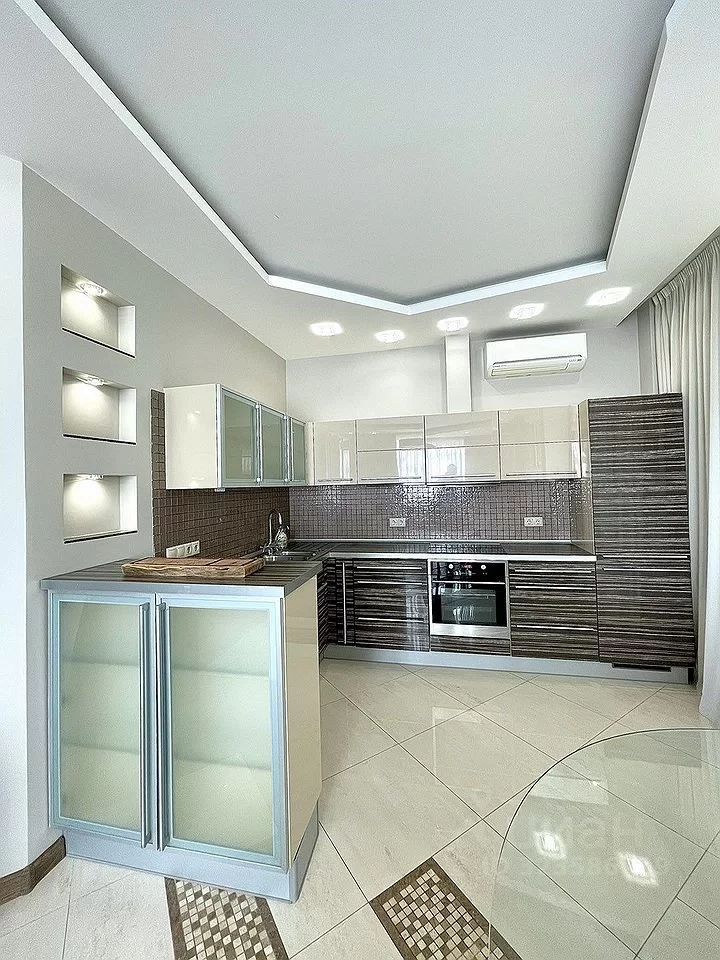 Аренда 4-комн квартиры на вторичном рынке Ломоносовский проспект, 29к3