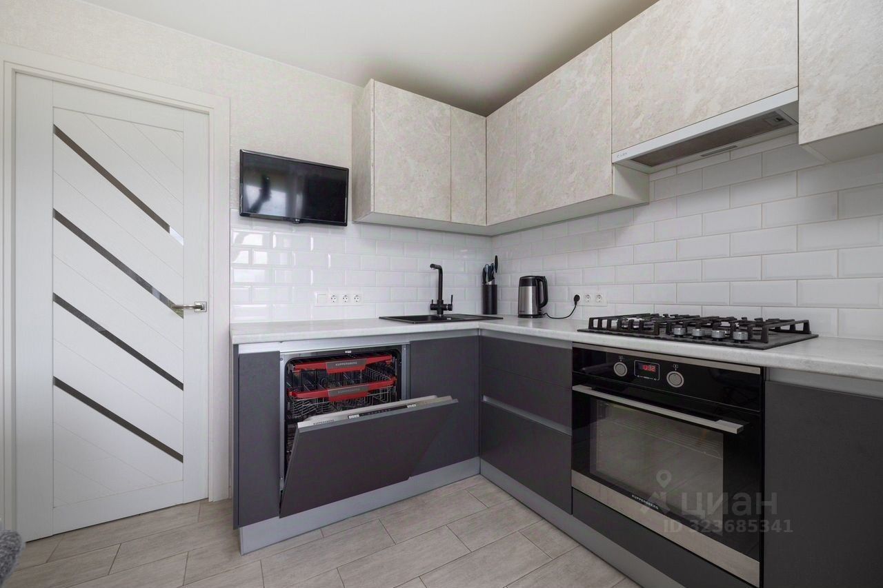 Продажа 2-комн квартиры на вторичном рынке Дачный проспект, 23К1