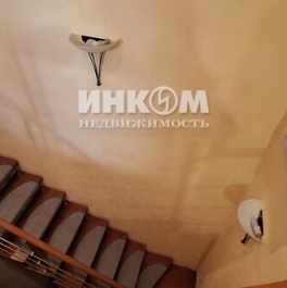 Продажа 7-комн квартиры на вторичном рынке улица Маршала Тухачевского,  д. 37/21