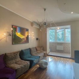 Продажа 3-комн квартиры на вторичном рынке Новолесной переулок,  д. 5