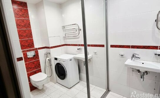 Продажа 3-комн квартиры на вторичном рынке ул Саратовская,  д. 31