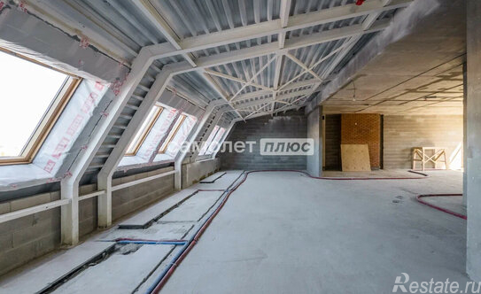 Продажа 6-комн квартиры на вторичном рынке Воскресенская наб,  д. 32