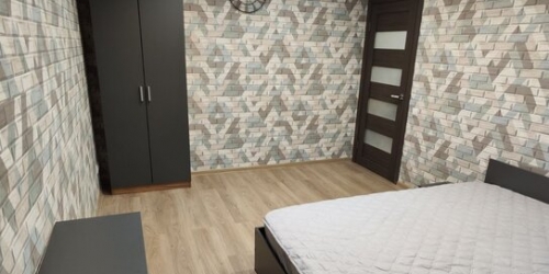 3-комн квартира улица Академика Комарова,  д. 5Б