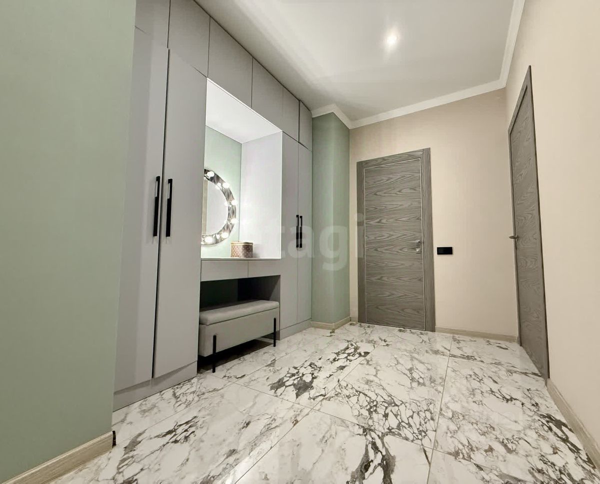 Продажа 2-комн квартиры на вторичном рынке Михневская улица, 8