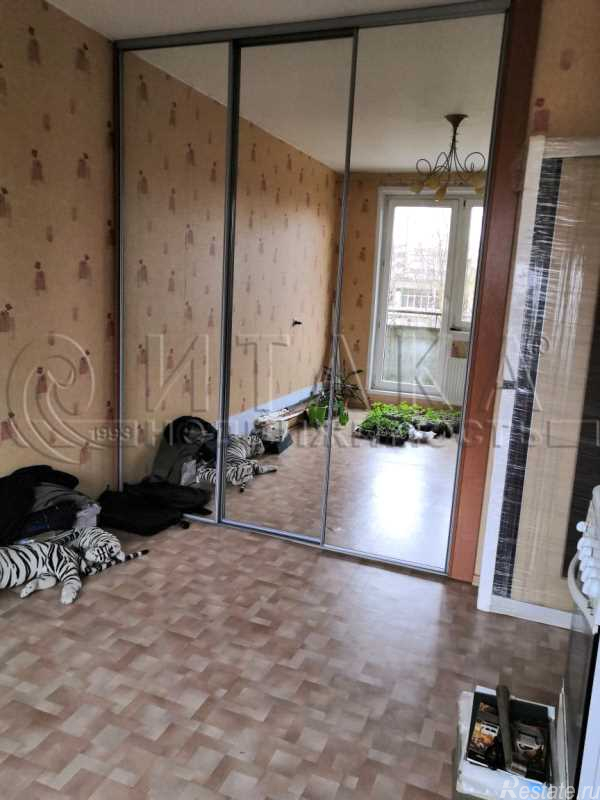 Продажа 2-комн квартиры на вторичном рынке Кипень, Ропшинское,  д. 11