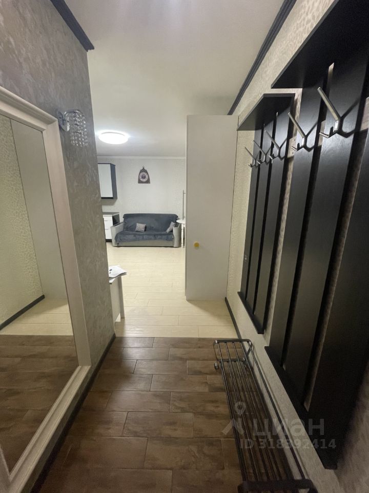 Продажа 1-комн квартиры на вторичном рынке Микрорайон Западный остров, д. Бузланово,  д. к1