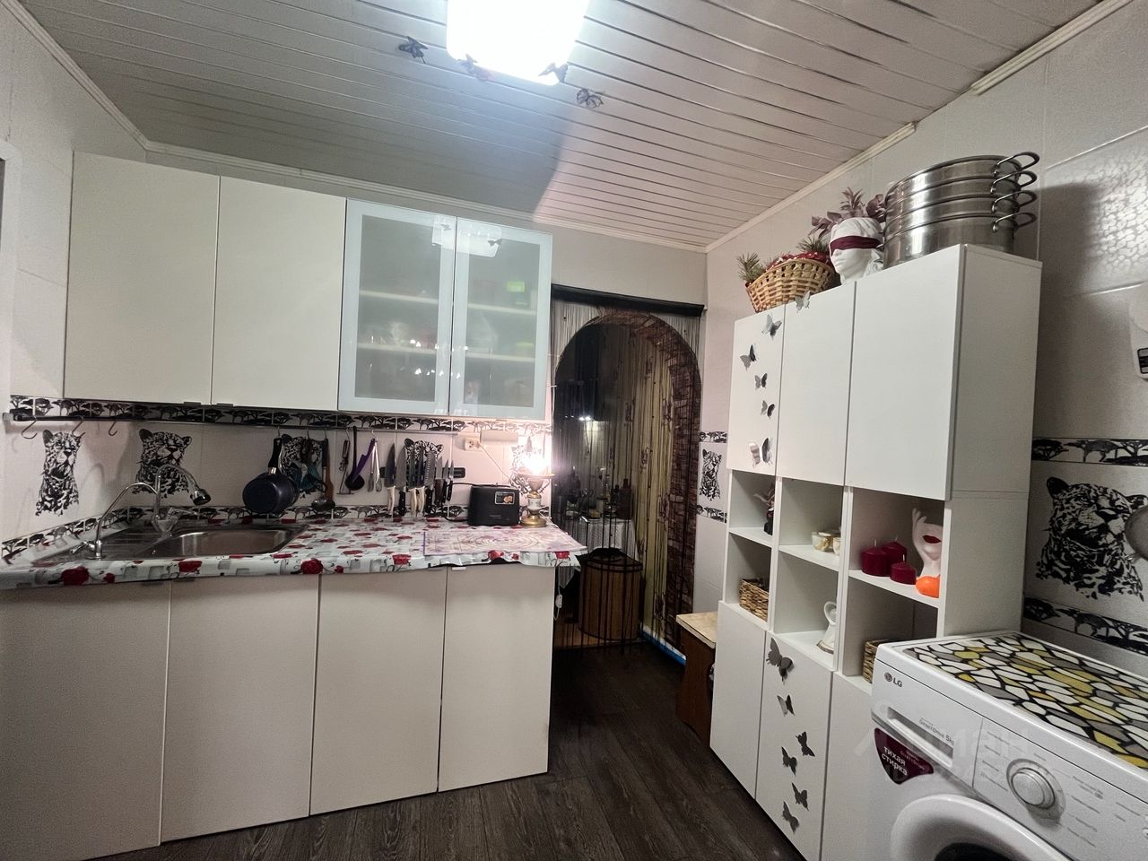 Продажа дома Луга, Парковая улица, 16