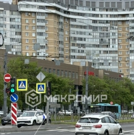 Продажа 2-комн квартиры на вторичном рынке Славы пр-кт,  д. 52,  к. 1