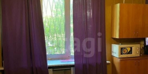 2-комн квартира улица Ленсовета,  д. 31