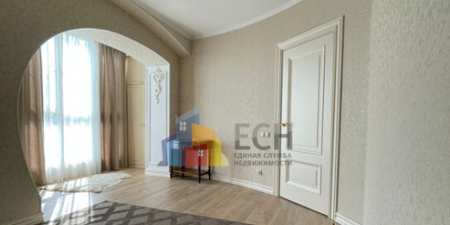 2-комн квартира улица Бажова,  д. 8