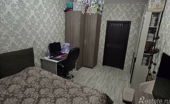 Продажа 2-комн квартиры на вторичном рынке Свердловская наб