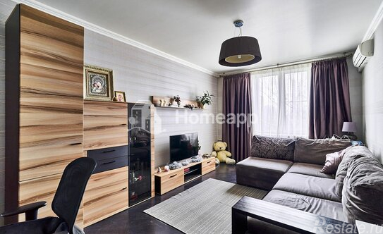 Продажа 2-комн квартиры на вторичном рынке Судостроительная улица,  д. 36