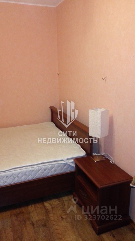 Продажа 2-комн квартиры на вторичном рынке Климовск мкр, улица Заводская,  д. 17