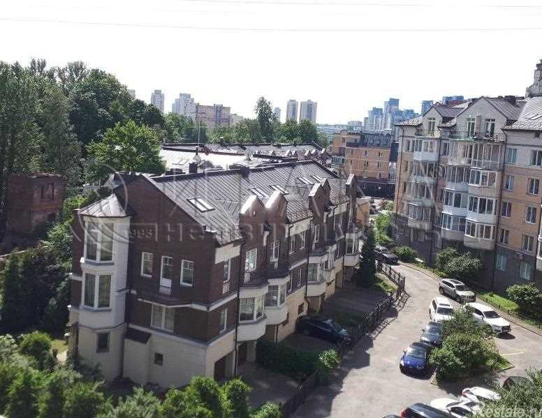 Продажа 2-комн квартиры на вторичном рынке Главная,  д. 25