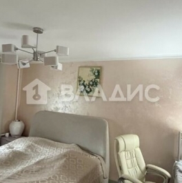 Продажа 3-комн квартиры на вторичном рынке улица Яблочкова,  д. 36