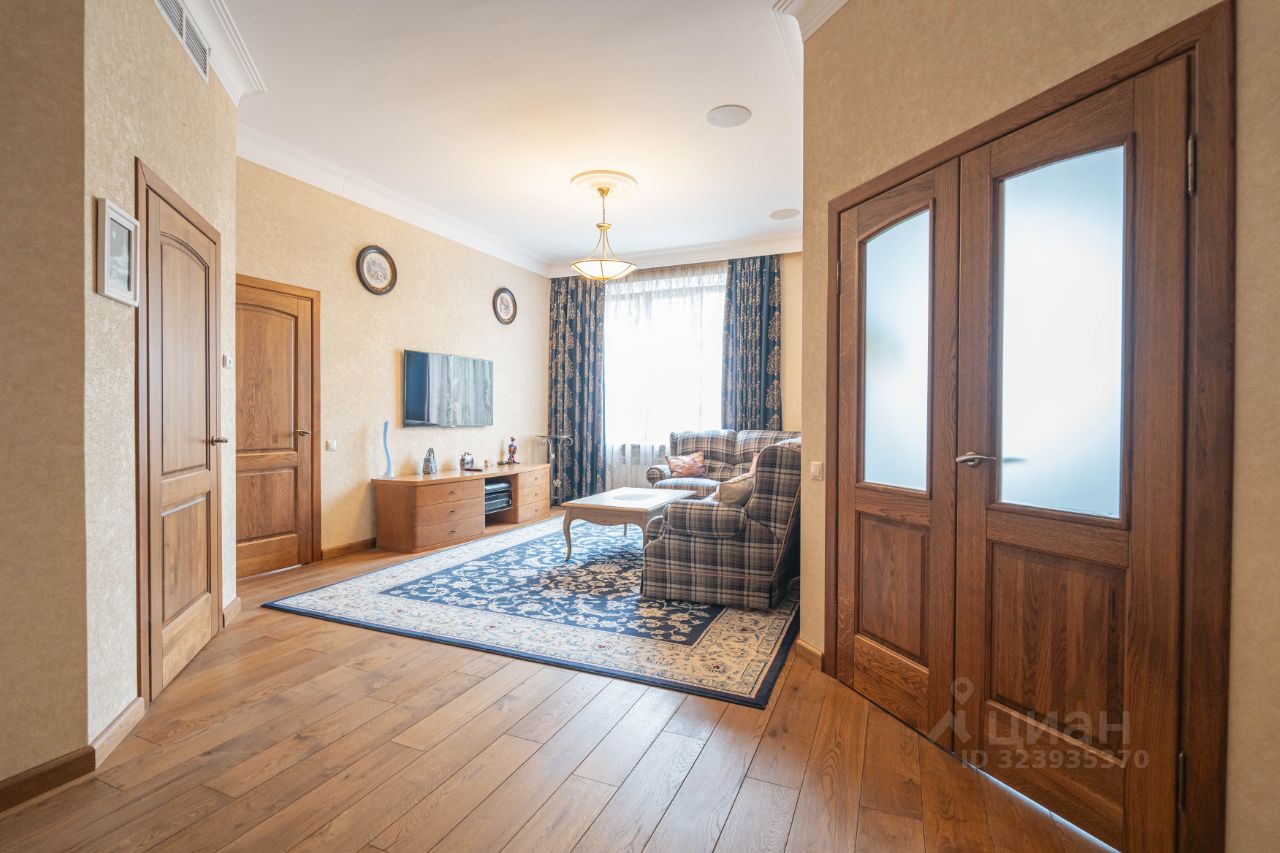 Аренда 3-комн квартиры на вторичном рынке Смоленский бульвар, 15