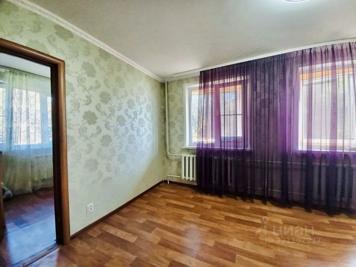Продажа 2-комн квартиры на вторичном рынке Сергиев Посад, Птицеградская улица, 8