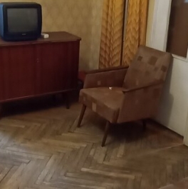 Продажа 1-комн квартиры на вторичном рынке ул Ленсовета,  д. 43