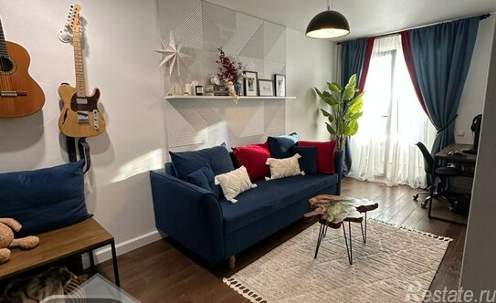 Продажа 2-комн квартиры на вторичном рынке Кирпичная улица