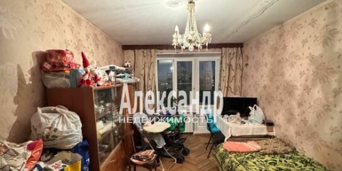 3-комн квартира Колпино г, Веры Слуцкой ул,  д. 48