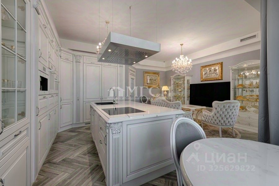Продажа 4-комн квартиры на вторичном рынке Ленинградский проспект, 29к2