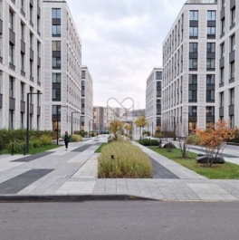 Продажа 3-комн квартиры на вторичном рынке Петровский пр-кт,  д. 28,  к. 1 стр 1