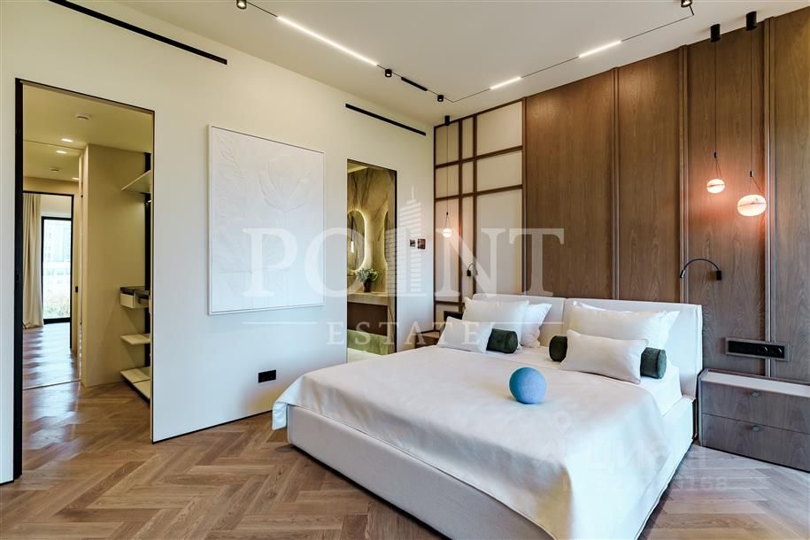 Продажа 3-комн квартиры на вторичном рынке Дружинниковская улица, 15