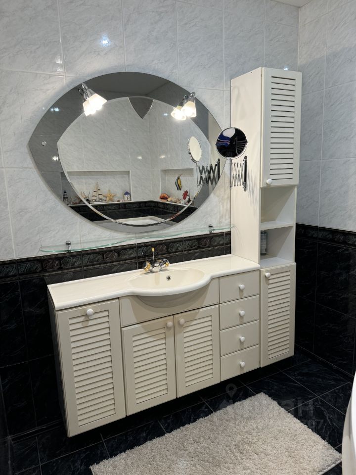 Продажа 4-комн квартиры на вторичном рынке проспект Энгельса, 126К1