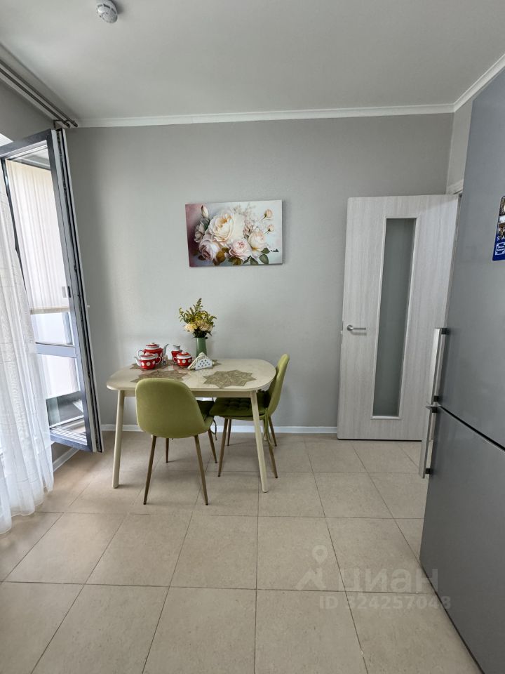 Продажа 1-комн квартиры на вторичном рынке улица Михайлова, 30Ак1