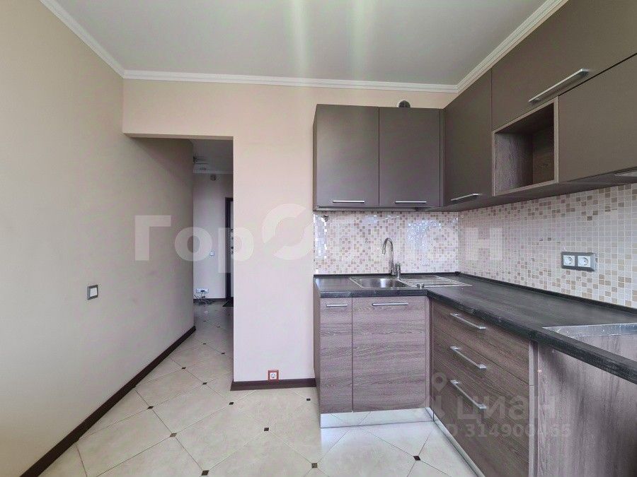 Продажа 1-комн квартиры на вторичном рынке Большая Очаковская улица, 44к1