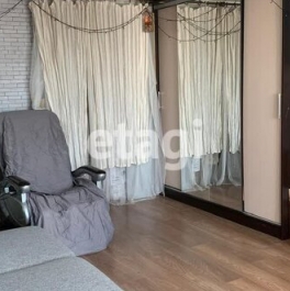 Продажа 3-комн квартиры на вторичном рынке Карташихина улица,  д. 19